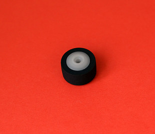 Прижимные резиновые ролики для кассетных магнитофонов