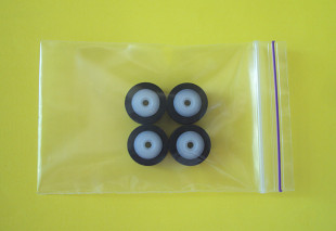 Комплект из 4-х прижимных роликов 13 х 6 х 2 х 8 для магнитофона