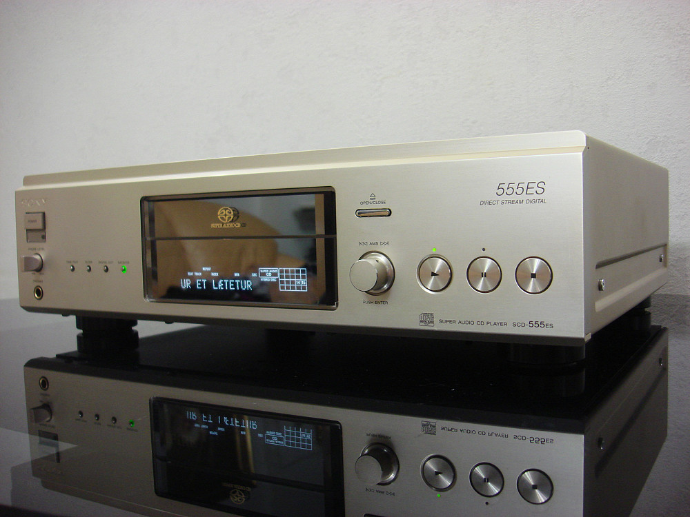 SACD-проигрыватель Sony SCD-555ES | CD проигрыватели на RCN.com.ua