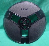Продам пластиковую. катушку Akai R-7P -18 см ORIGINAL