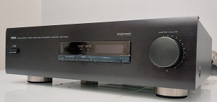 Yamaha DSP E1000 Цифровой процессор звукового поля / Усилитель