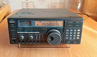 УКВ приемник ICOM IC-R7100