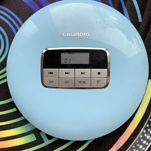 Портативний CD, МР3 програвач Grundig GCDP 8000 (GDR1401)