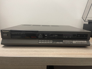 CD Player Tehnics SL-P1