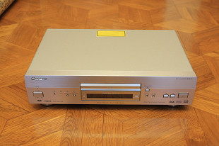 Pioneer DV-868