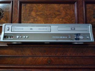 Комбайн: VHS Вид.маг + DVD плеер =DAEWOO model DX-7900K=