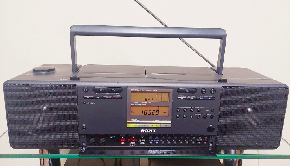 sony cfd-k10 Interview with the Engineers of the Sony Signature