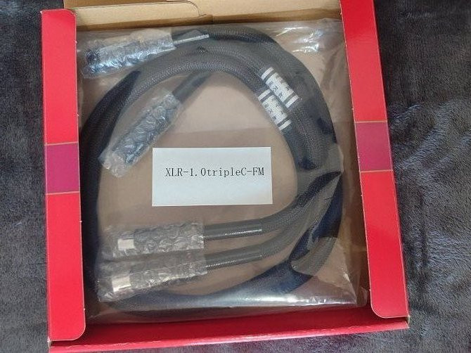 Acoustic Revive XLR-1.0 TripleC-FM межблочный XLR кабель 1м | RCN