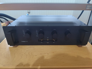 Plinius M12 предварительный усилитель с фонокорректором!