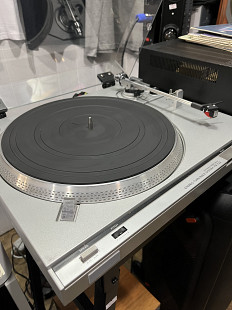 Вініловий програвач Sony RS-T22 direct drive