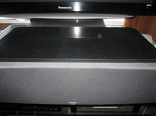 Продам акустическую систему центрального канала Dynaudio 122C