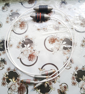 High Fidelity Cables Reveal межблочный Rca кабель 1m