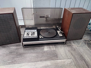 Проигрыватель Мелодия 130М + колонки