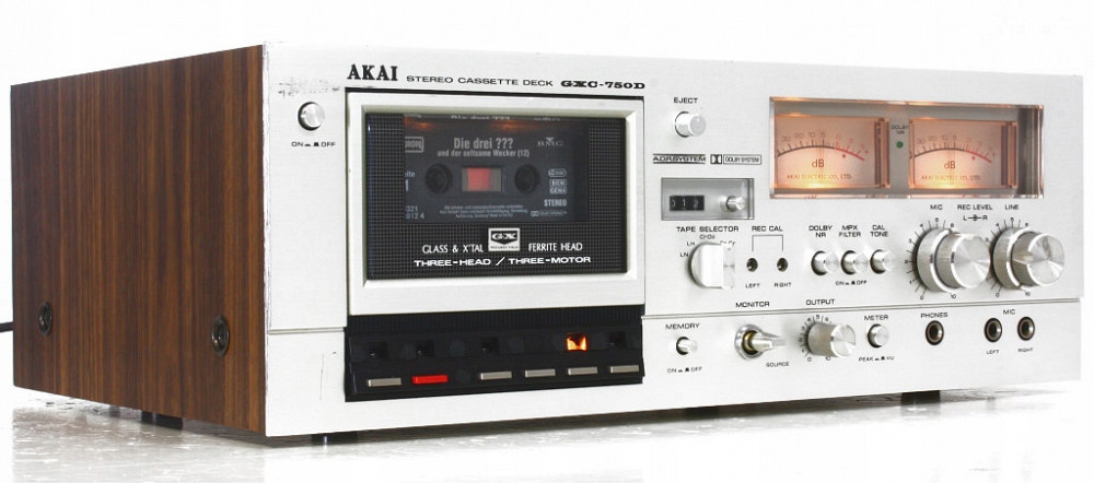 Продам деку Akai GXC 750D | Кассетные деки на RCN.com.ua