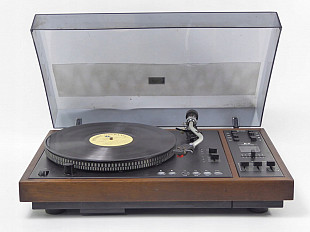 Проигрыватель пластинок UNITRA FONICA 1100.