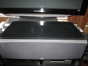 Продам акустическую систему центрального канала Dynaudio audience С 122+