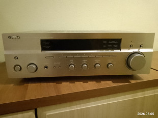 Усилитель / ресивер Yamaha RX-497.