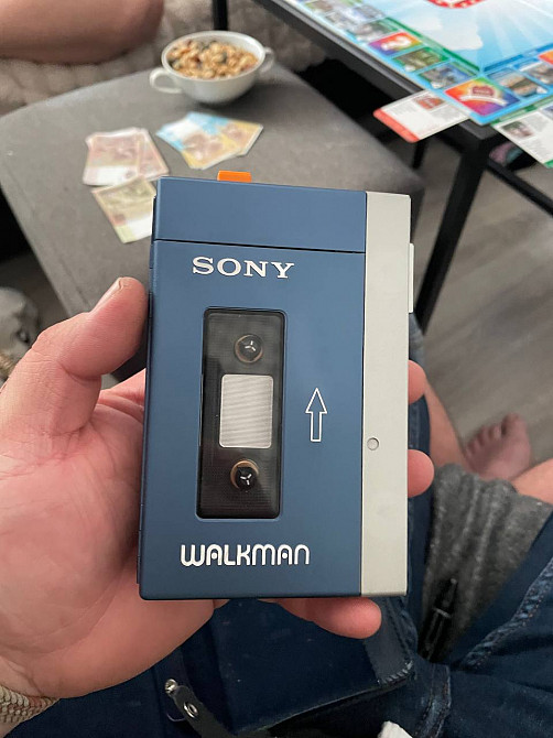 Касетний плеєр Sony Walkman TPS-L2 (1979 рік) | RCN.com.ua
