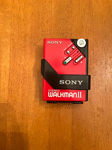 Касетний плеєр Sony Walkman II (WM-2) (1981 рік)
