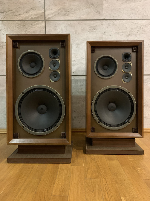 SONICS AS-331 CORAL ALNICO JAPAN 12