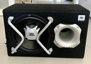 Продажа активного автосабвуфера