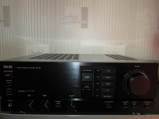 Продам японский интегральный усилитель Akai AM-32