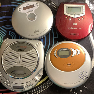 CD/MP3 Philips EXPANIUM, Grundig CDP 5100 MP3, TCM 225921, Elta 5793 під ремонт запчастини