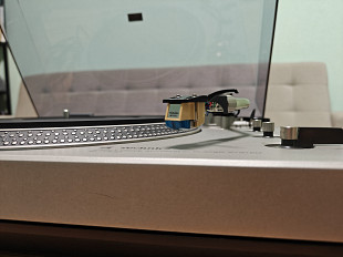 Програвач вінілу TECHNICS SL-1300+EPC270C+NAGAOKA 28-270ED