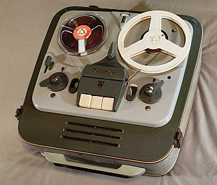 Магнитофон Grundig TK8