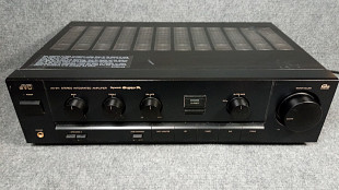Підсилювач JVC AX-311.