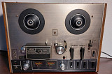 Akai 4000DS