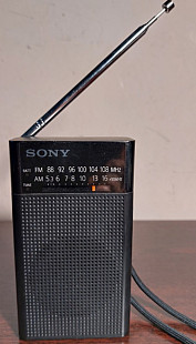 Sony ICF-P26