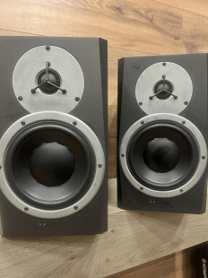 Продам пару Dynaudio BM5A MKII — професійні активні nearfield-монітори від відомого данського виробн