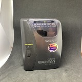 Портативний касетний плеєр Sony Walkman WM-FX123 з вбудованим AM/FM-радіо