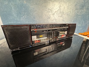 Sharp QT94