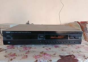 Проигрыватель Cd YAMAHA CDX-393