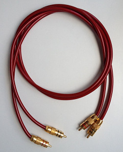 Межблочный кабель Chord Crimson Plus