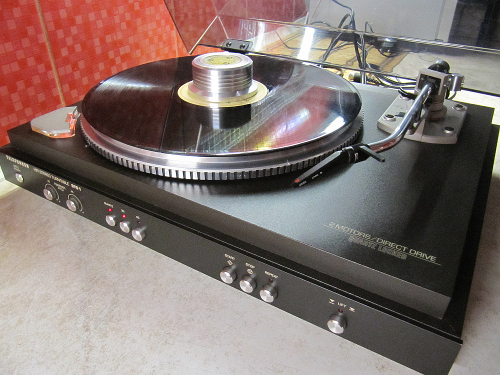 Виниловый Проигрыватель TELEFUNKEN CS20 HIFI *DirectDrive/Automatic