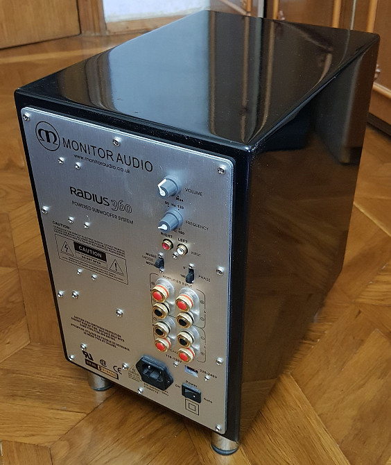 Monitor Audio Radius 360 Сабвуферы на